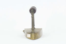 H-38 - Ferro de passar roupa em bronze e de cunha-4