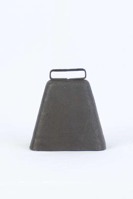 H-273-1 - Cincerros pequenos- 1 de ferro e 1 de metal-3