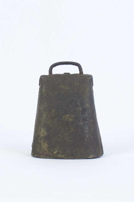 H-273-2 - Cincerros pequenos- 1 de ferro e 1 de metal-1